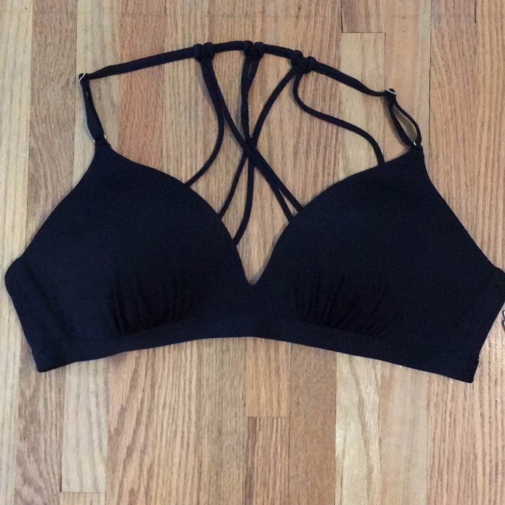Athleta Aqualuxe Molded Cup Bikini top, size L